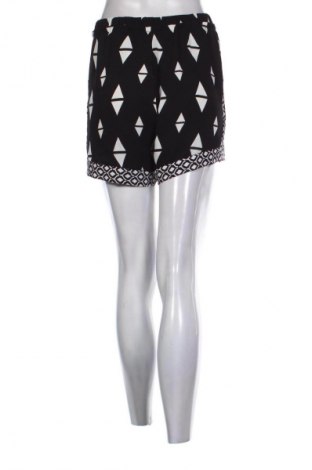 Damen Shorts H&M, Größe XL, Farbe Mehrfarbig, Preis 6,99 €