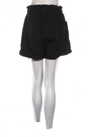 Pantaloni scurți de femei H&M, Mărime M, Culoare Negru, Preț 50,00 Lei
