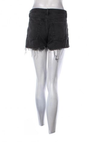 Damen Shorts H&M Divided, Größe M, Farbe Mehrfarbig, Preis 9,72 €