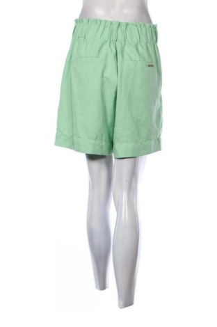 Damen Shorts Junona, Größe L, Farbe Grün, Preis € 14,99