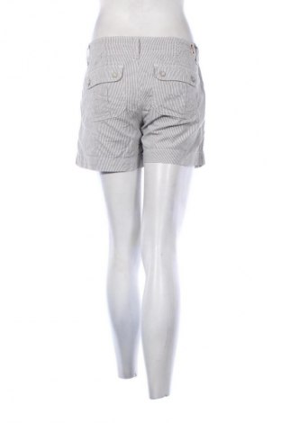 Női rövidnadrág Levi's, Méret L, Szín Sokszínű, Ár 9 570 Ft