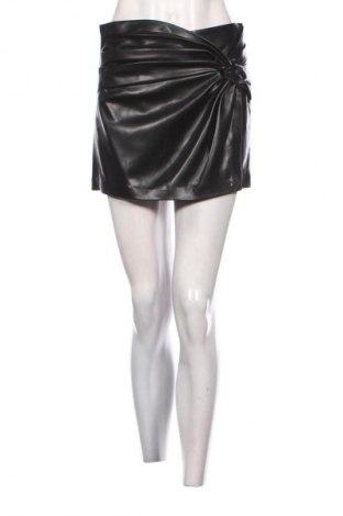 Damen Shorts Mango, Größe S, Farbe Schwarz, Preis 10,30 €