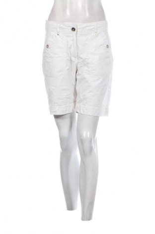 Damskie szorty Nautic Club, Rozmiar S, Kolor Biały, Cena 44,94 zł