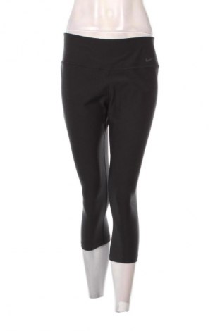 Pantaloni scurți de femei Nike, Mărime L, Culoare Negru, Preț 95,99 Lei