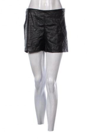 Dámske kraťasy  Piazza Italia, Veľkosť S, Farba Čierna, Cena  8,95 €