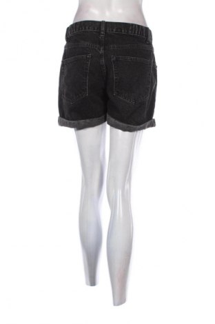 Damskie szorty Pull&Bear, Rozmiar M, Kolor Czarny, Cena 33,99 zł