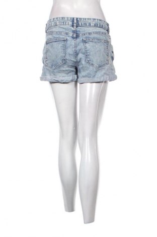 Γυναικείο κοντό παντελόνι Reserved, Μέγεθος M, Χρώμα Μπλέ, Τιμή 7,99 €