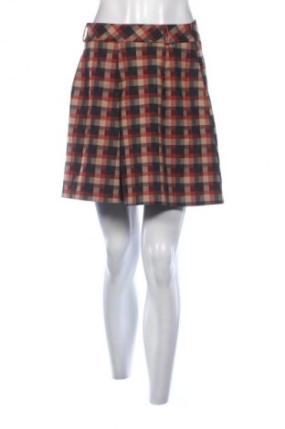 Γυναικείο κοντό παντελόνι Rinascimento, Μέγεθος M, Χρώμα Πολύχρωμο, Τιμή 15,99 €