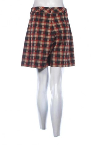 Γυναικείο κοντό παντελόνι Rinascimento, Μέγεθος M, Χρώμα Πολύχρωμο, Τιμή 15,99 €