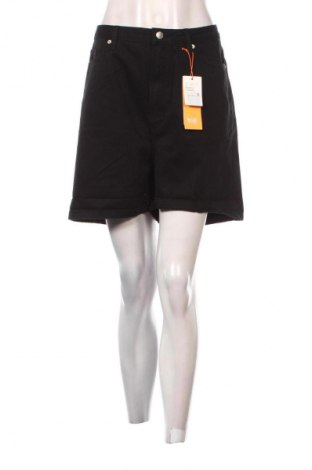 Damen Shorts S.Oliver, Größe XL, Farbe Schwarz, Preis 51,99 €