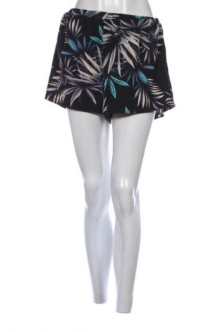 Дамски къс панталон SHEIN, Размер L, Цвят Многоцветен, Цена 12,99 лв.