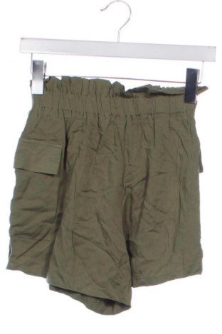 Γυναικείο κοντό παντελόνι Sinsay, Μέγεθος XS, Χρώμα Πράσινο, Τιμή 12,99 €