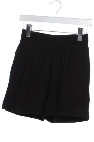 Pantaloni scurți de femei Stradivarius, Mărime S, Culoare Negru, Preț 40,99 Lei