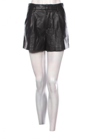 Damen Shorts Stradivarius, Größe S, Farbe Schwarz, Preis 9,72 €