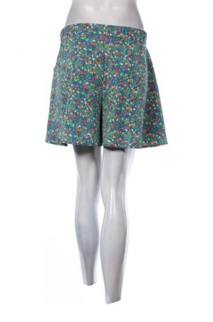Дамски къс панталон Unbranded, Размер S, Цвят Многоцветен, Цена 19,99 лв.