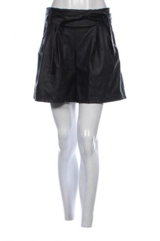 Дамски къс панталон Unbranded, Размер M, Цвят Черен, Цена 19,55 лв.