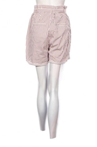 Dámské kraťasy  Vero Moda, Velikost M, Barva Vícebarevné, Cena  255,00 Kč