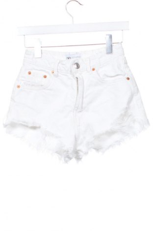 Γυναικείο κοντό παντελόνι Zara, Μέγεθος XS, Χρώμα Λευκό, Τιμή 21,87 €