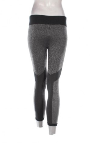 Női leggings Adidas, Méret M, Szín Szürke, Ár 6 800 Ft