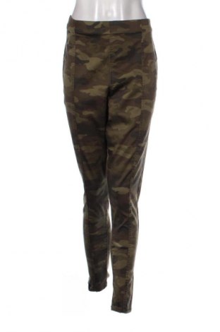 Dámske legíny  F&F, Veľkosť XL, Farba Viacfarebná, Cena  9,72 €