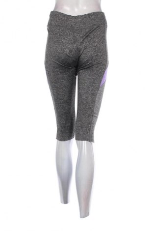 Дамски клин Unbranded, Размер M, Цвят Сив, Цена 26,00 лв.