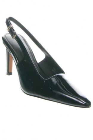 Дамски обувки Amazon Essentials, Размер 36, Цвят Черен, Цена 45,99 лв.