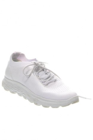 Дамски обувки Geox, Размер 38, Цвят Бял, Цена 165,03 лв.