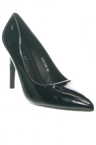 Дамски обувки Lulu, Размер 40, Цвят Черен, Цена 107,92 лв.