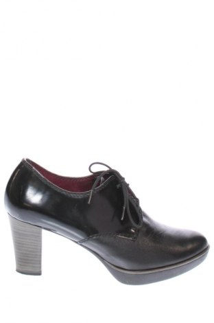 Obuwie damskie Tamaris, Rozmiar 39, Kolor Czarny, Cena 262,06 zł