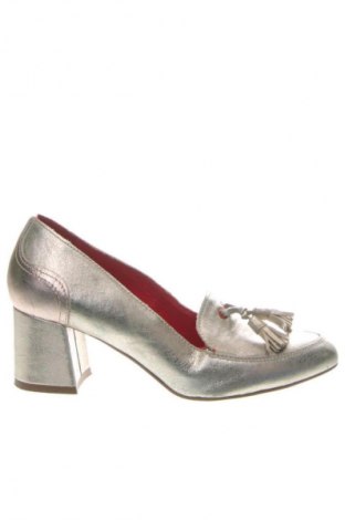 Дамски обувки Unbranded, Размер 36, Цвят Златист, Цена 76,00 лв.