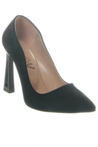 Дамски обувки Wow, Размер 35, Цвят Черен, Цена 50,92 лв.