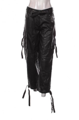 Дамски панталон Amisu, Размер M, Цвят Черен, Цена 21,99 лв.