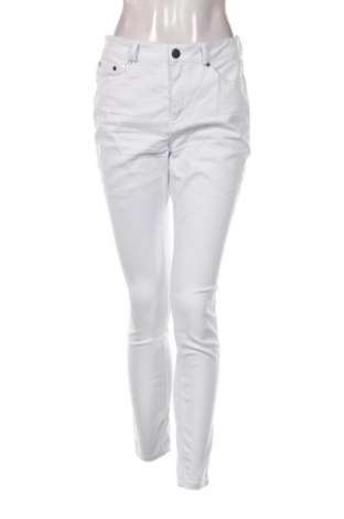 Дамски панталон Arizona, Размер M, Цвят Бял, Цена 77,99 лв.