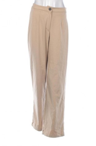 Дамски панталон Bershka, Размер M, Цвят Бежов, Цена 31,99 лв.