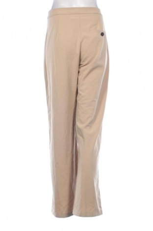 Дамски панталон Bershka, Размер M, Цвят Бежов, Цена 31,99 лв.