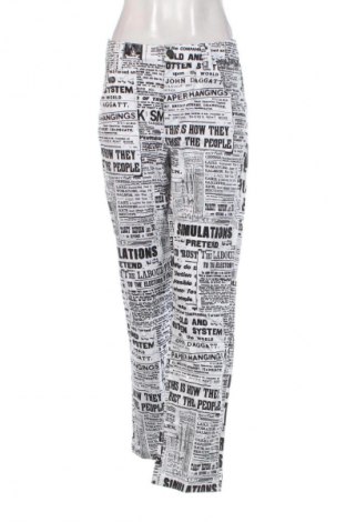 Pantaloni de femei Bershka, Mărime M, Culoare Multicolor, Preț 48,99 Lei