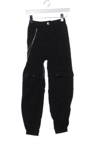 Γυναικείο παντελόνι Bershka, Μέγεθος XXS, Χρώμα Μαύρο, Τιμή 10,99 €