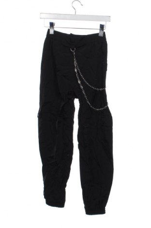 Γυναικείο παντελόνι Bershka, Μέγεθος XXS, Χρώμα Μαύρο, Τιμή 10,99 €