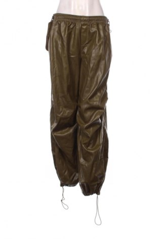 Dámské kalhoty  Bershka, Velikost L, Barva Zelená, Cena  309,00 Kč