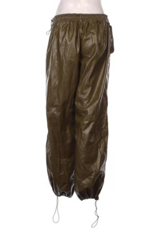 Dámské kalhoty  Bershka, Velikost L, Barva Zelená, Cena  309,00 Kč