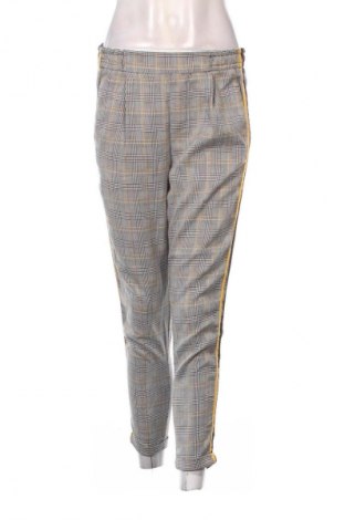 Dámské kalhoty  Bershka, Velikost M, Barva Vícebarevné, Cena  239,00 Kč