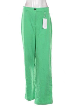 Damskie spodnie Bershka, Rozmiar M, Kolor Zielony, Cena 93,89 zł