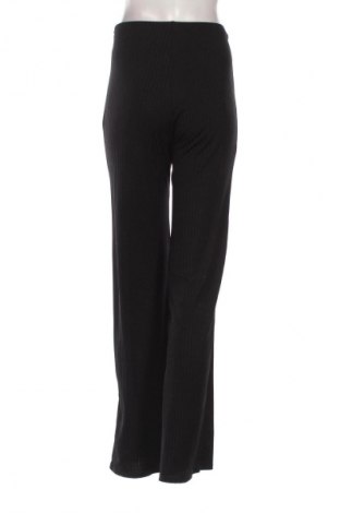 Damskie spodnie Boohoo, Rozmiar S, Kolor Czarny, Cena 67,00 zł