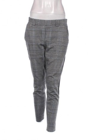 Pantaloni de femei Cecil, Mărime L, Culoare Multicolor, Preț 108,04 Lei