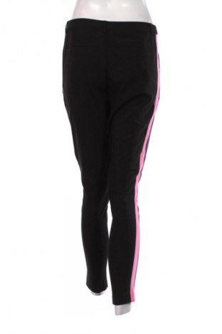 Дамски панталон Custommade, Размер M, Цвят Многоцветен, Цена 68,99 лв.