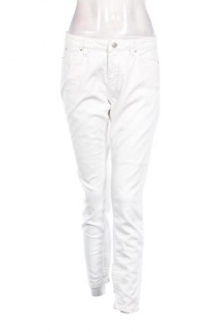 Дамски панталон Esprit, Размер M, Цвят Бял, Цена 41,06 лв.