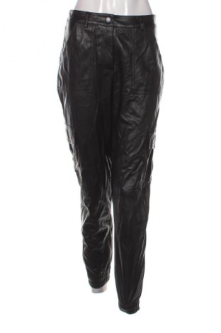 Γυναικείο παντελόνι Fb Sister, Μέγεθος M, Χρώμα Μαύρο, Τιμή 8,99 €