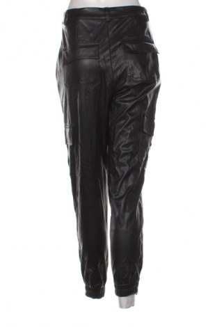 Γυναικείο παντελόνι Fb Sister, Μέγεθος M, Χρώμα Μαύρο, Τιμή 8,99 €