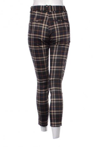 Pantaloni de femei H&M, Mărime M, Culoare Multicolor, Preț 77,17 Lei