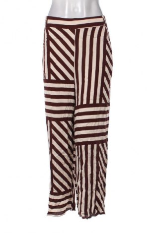 Γυναικείο παντελόνι Mango, Μέγεθος XL, Χρώμα Πολύχρωμο, Τιμή 10,99 €